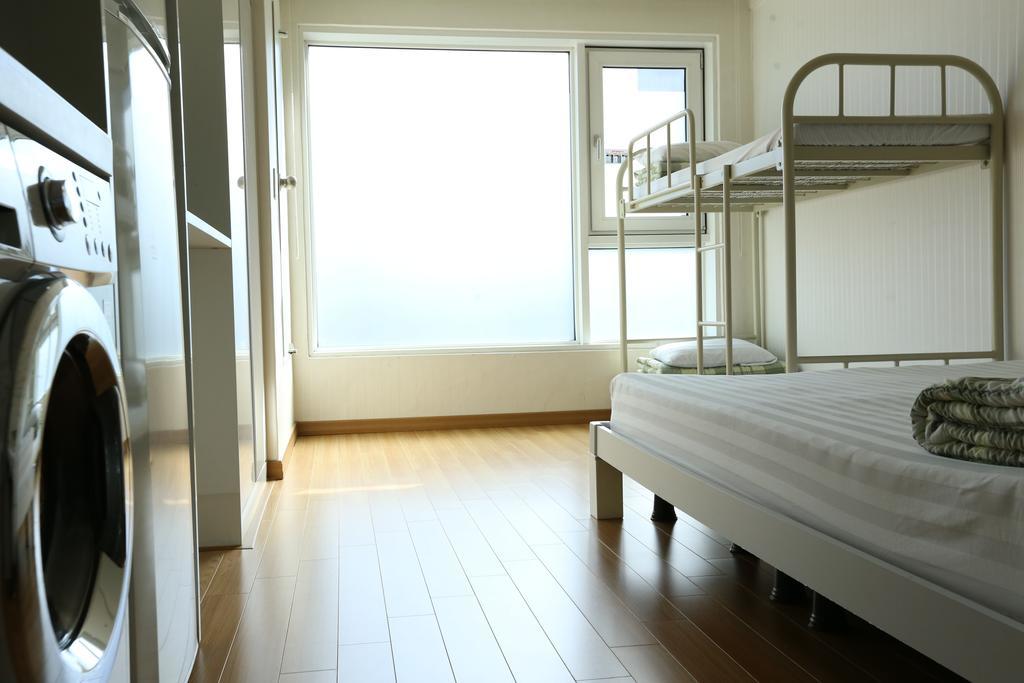 Phil House Hostel Guri Δωμάτιο φωτογραφία
