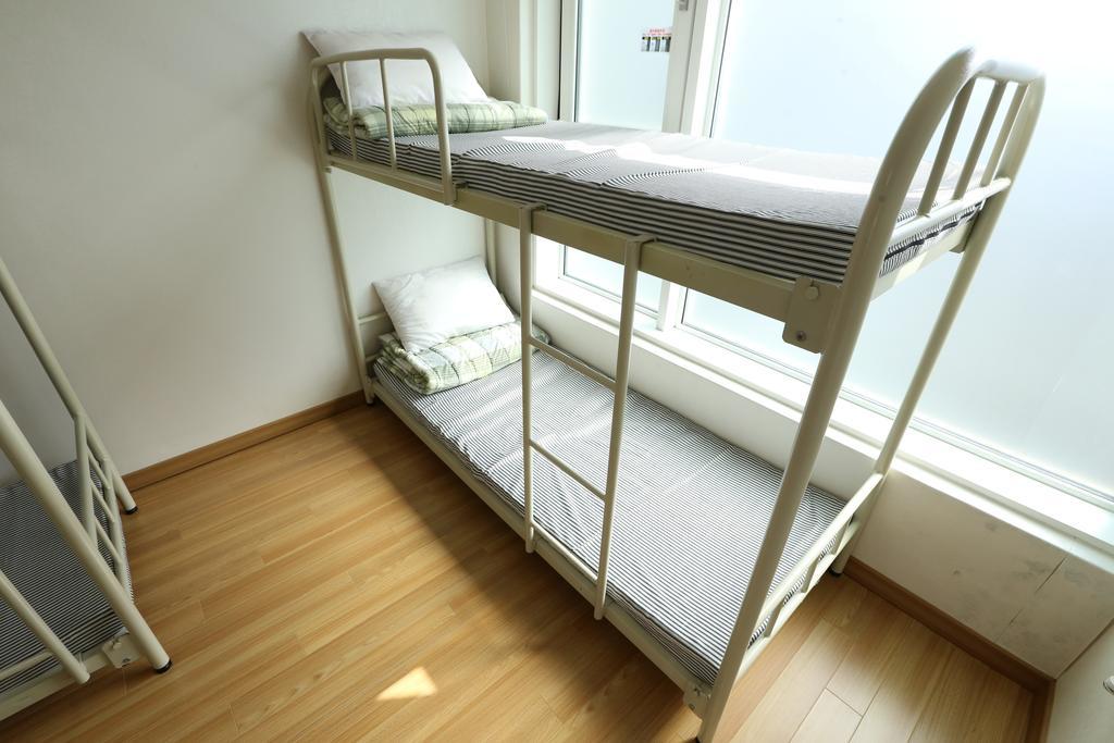 Phil House Hostel Guri Δωμάτιο φωτογραφία