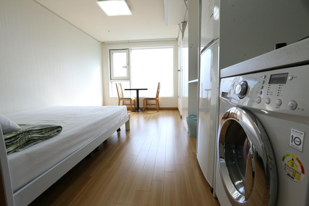 Phil House Hostel Guri Δωμάτιο φωτογραφία