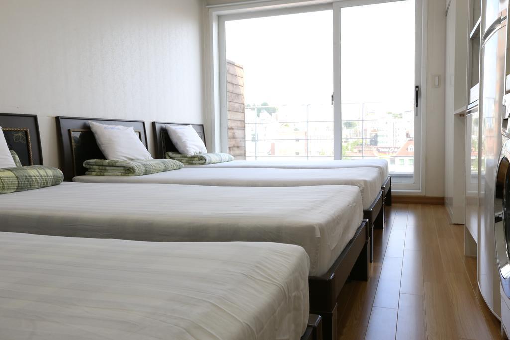 Phil House Hostel Guri Δωμάτιο φωτογραφία
